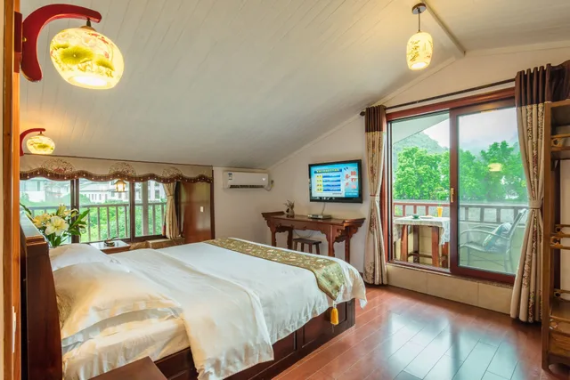 غرفة كومفورت بسرير كينج بإطلالة على النهر، Yangshuo River View Hotel 2/10