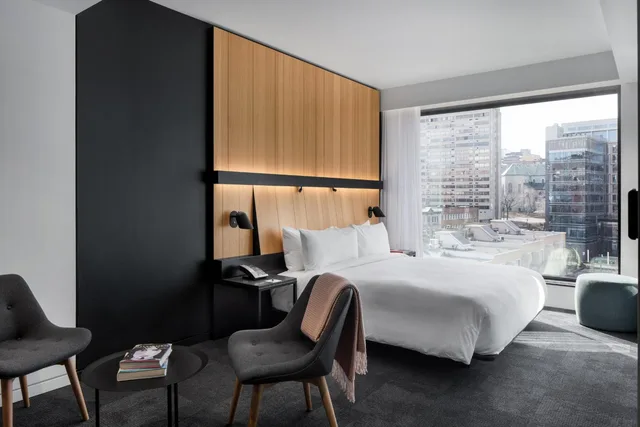جناح، Hotel Monville 1/6