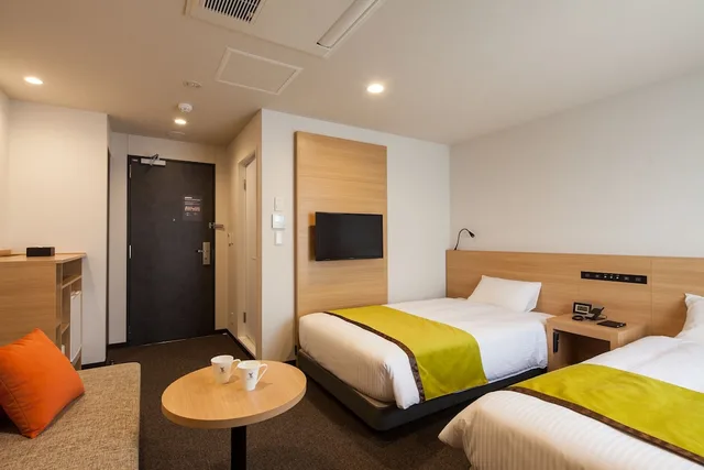 غرفة قياسية بسريرين منفصلين مع أريكة، Ys Hotel Asahikawa Ekimae 1/3