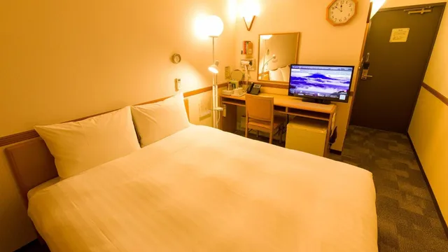 غرفة بسرير كوين للمدخنين، TOYOKO INN FUKUI EKIMAE 5/6