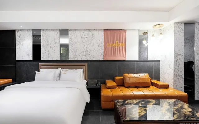 غرفة ديلوكس بسرير كينج، Adlige Hotel 7/10