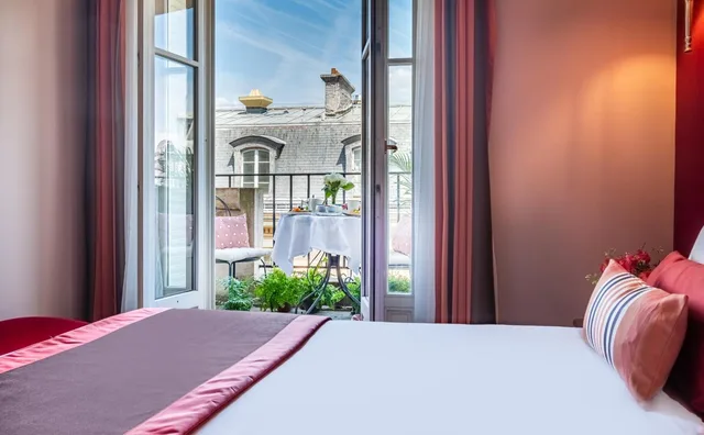 غرفة سوبيريور بشرفة، Trianon Rive Gauche 1/5
