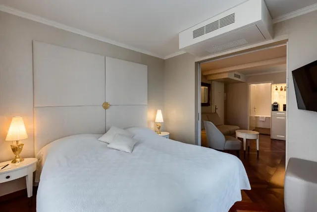 غرفة عائلية، Hotel des Balances 2/7
