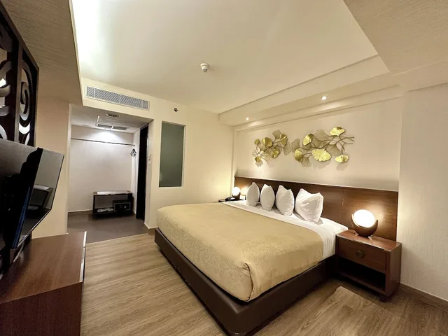 جناح جونيور بسرير كينج وسرير فردي، The Atanaya Hotel Bali 3/10