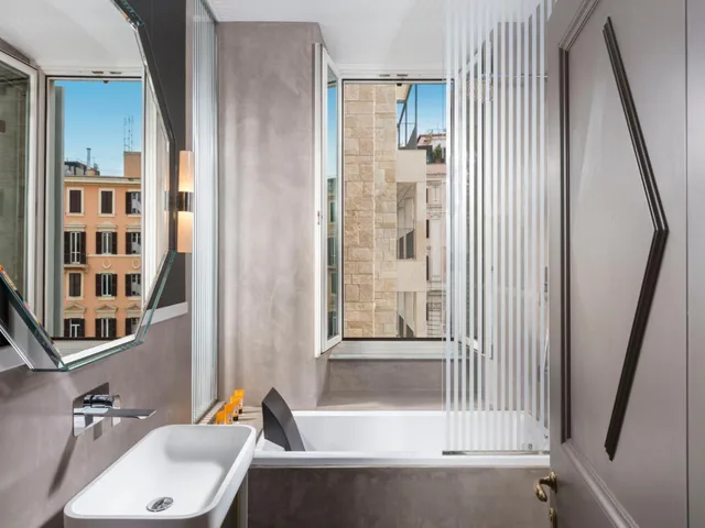 غرفة بريستيج بسرير كينج، Palazzo Manfredi 5/6