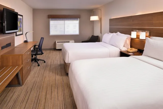غرفة قياسية بسريرين مزدوجين، Holiday Inn Express Walnut Creek 1/3