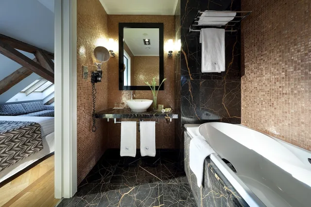 غرفة عائلية بسرير مزدوج مع أريكة، EUROSTARS THALIA 4/4