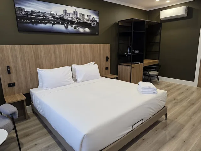 غرفة قياسية بسريرين مزدوجين، Park Inn by Radisson Melbourne Carlton 3/6