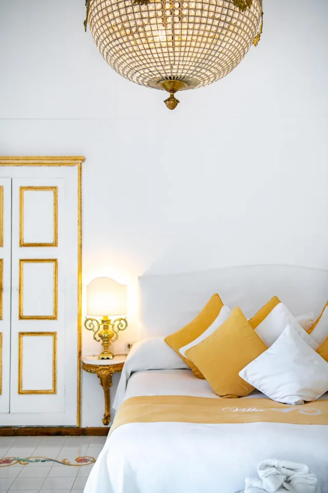 جناح بسرير كينج بإطلالة على البحر بشرفة، Villa Yiara 3/6