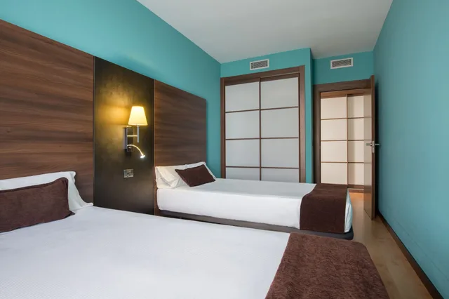 Room, Triple, Twin Beds, Sofa, Eurostars Rey Fernando 1/5