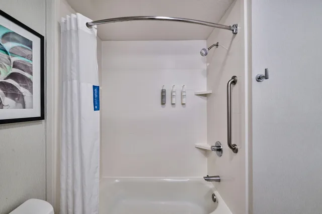 غرفة بسريرين كوين بشرفة، Hampton Inn and Suites Hermosa Beach 5/5