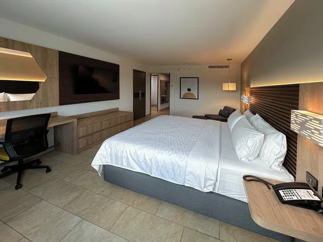 غرفة قياسية بسرير كينج، Holiday Inn Express Merida 8/10