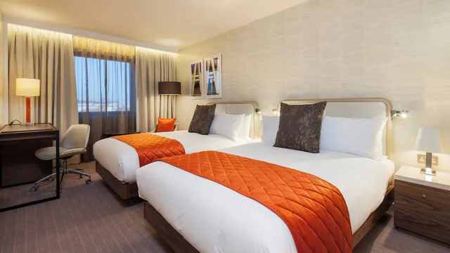 Premium, 2 Double Beds, Crowne Plaza London - Kings Cross 5/10