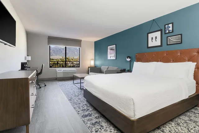 غرفة كبيرة بسرير كينج، Four Points by Sheraton Ontario-Rancho Cucamonga 1/7