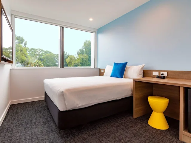 غرفة سوبيريور بسرير كوين، Ibis Budget Sydney Airport 3/7