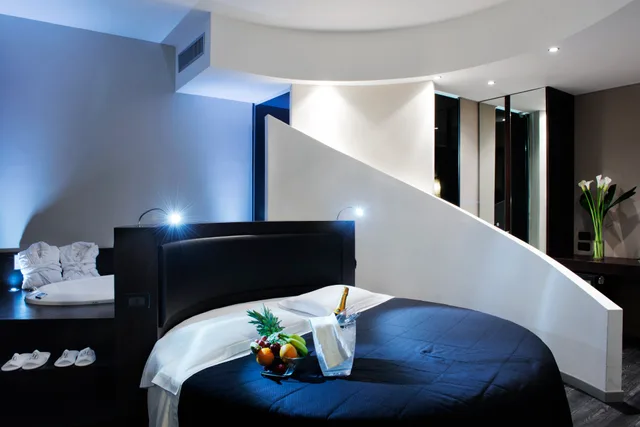 غرفة سوبيريور بسرير مزدوج، Twentyone Hotel 1/1