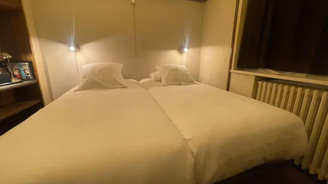 غرفة قياسية بسريرين منفصلين، Hotel Le Berger 3/10