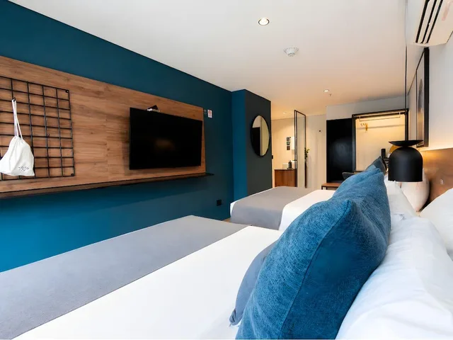 Room, 2 Queen Beds, Xl، Hashtag 98 Hotel 9/10