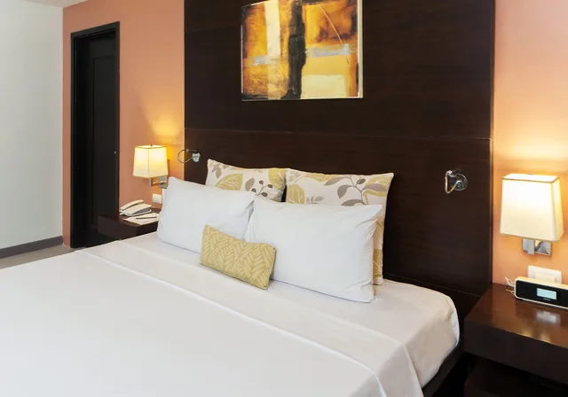 Superior, Double or Twin Bed, Fairways And Bluewater Newcoast Boracay 5/6