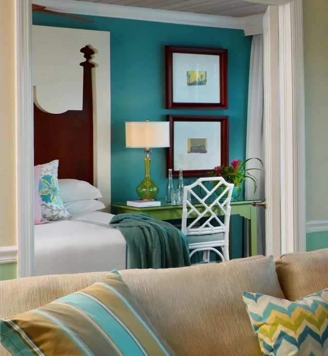 1 Bedroom, Suite, King Bed, Ocean Front, Sofa, Ocean Key Resort and Spa 1/2