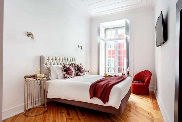 Room, Double Bed, LeL Madalena GuestHouse 1/10