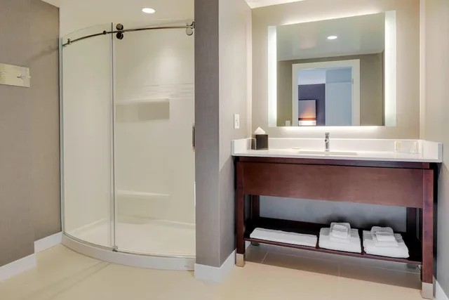 استوديو بسرير كينج مع أريكة لذوي الإعاقة، Residence Inn by Marriott Bangor 2/2