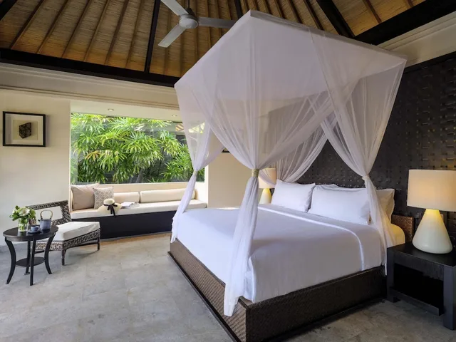 فيلا رئاسية بسريرين مزدوجين بـ3 غرف نوم، Peppers Seminyak 1/10