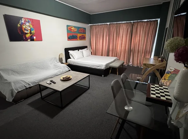 Comfort, Studio, Suite, Queen Bed, City View, Sofa, Connect Suites 4/10