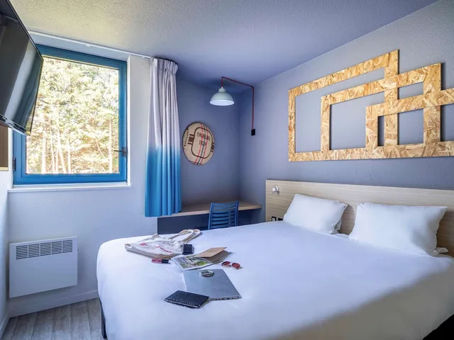 Pure, Double Bed، Greet Hotel Bordeaux Aeroport 1/10