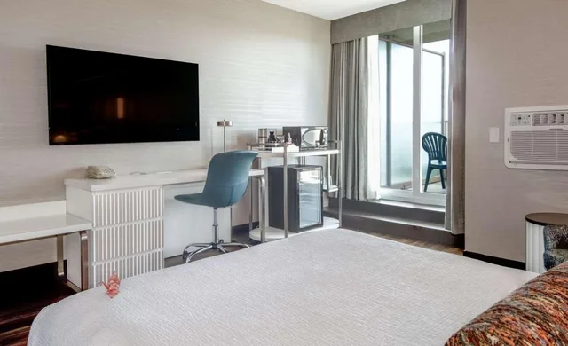 غرفة سوبيريور بسرير كوين، Coast Victoria Hotel Marina By Apa 4/5