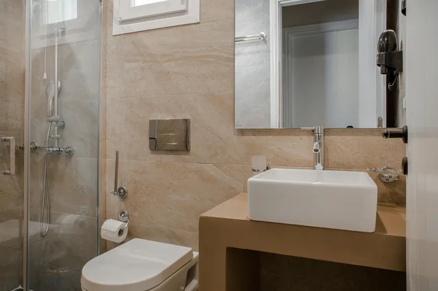 جناح سوبيريور بسريرين مزدوجين مع أريكة، Blue Bay Resort Village 5/6
