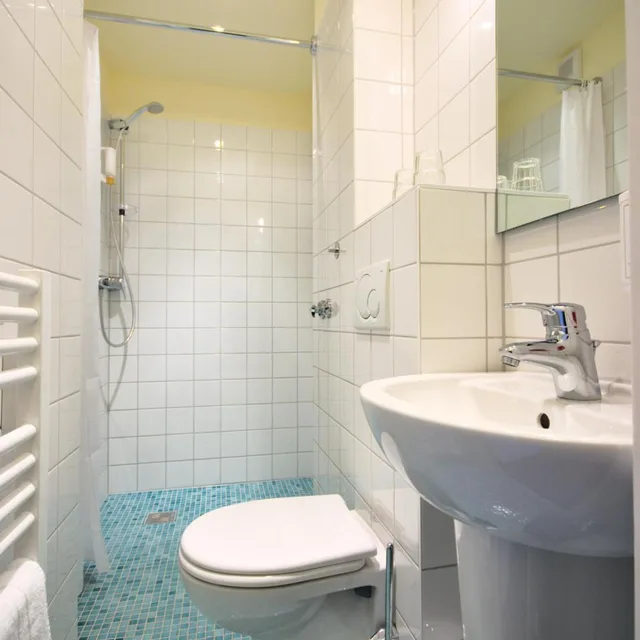 غرفة بسرير مزدوج، Hotel Wiking 3/4