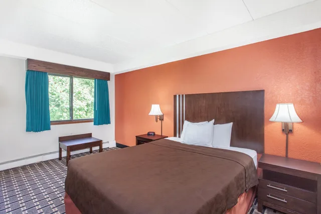 غرفة بسرير كوين، Americinn By Wyndham Cloquet 6/10
