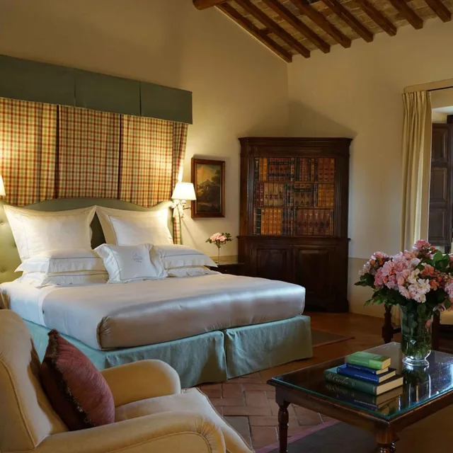 جناح جونيور، Castello Banfi 2/6