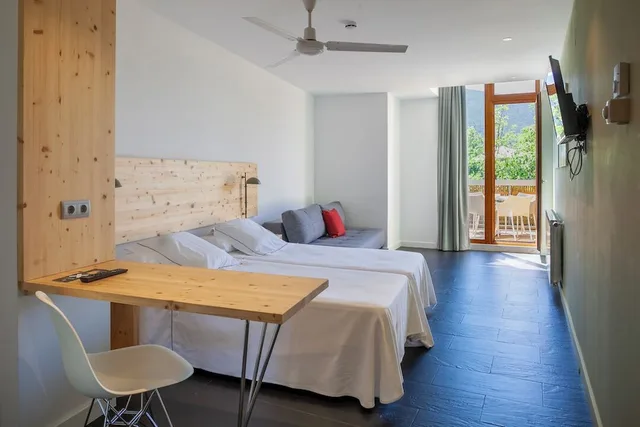 Big, Premium, Double Bed, Terrace، Tierra de Biescas 7/10