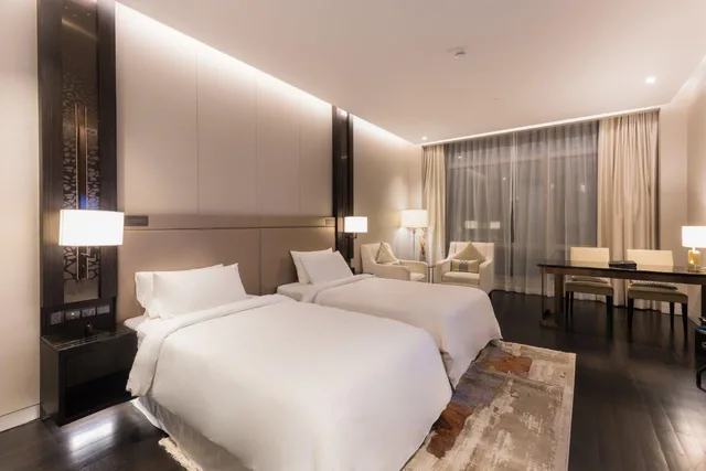غرفة ديلوكس بسريرين منفصلين، Banyan Signatures Pavilion Kuala Lumpur by Opus Hospitality 1/1