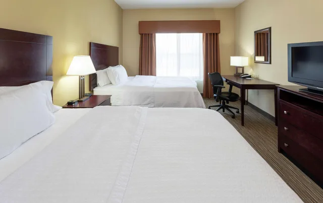 Room, 1 King or 2 Queen Beds، HOMEWOOD SUITE MINNEAPOLIS-ST. LOUIS PARK 2/4