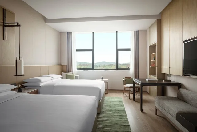 غرفة بسريرين مزدوجين بإطلالة على البحيرة، Wuxi Marriott Hotel Lihu Lake 2/4