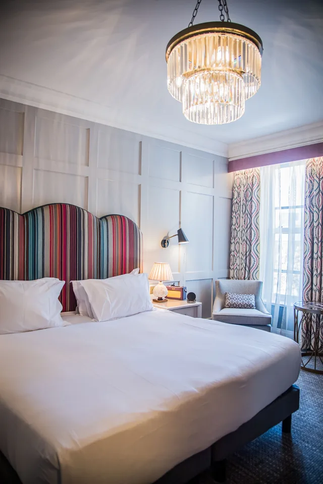 غرفة سوبيريور بسرير كينج، The Francis Hotel 3/10