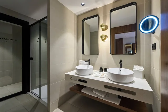 Premium, Queen Bed, Hotel Catalonia Ramblas 5/5