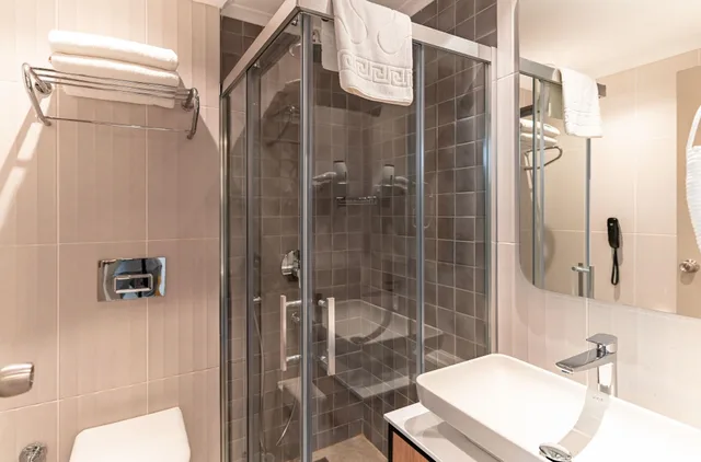 Standard, Triple, Pearly Hotel & Spa 4/6