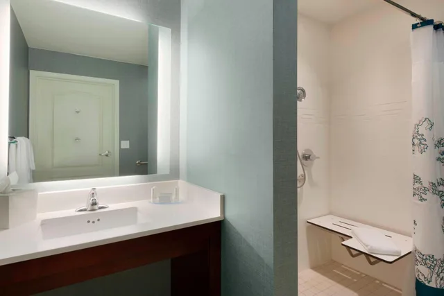 جناح بسريرين كينج بغرفتي نوم مع أريكة، Residence Inn San Angelo 2/4