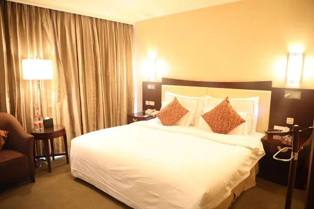غرفة قياسية بسرير كوين، Beijing Jinjiang Fuyuan Hotel 1/1
