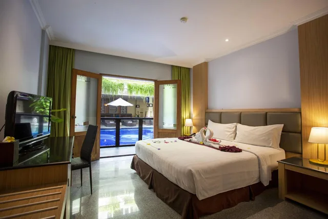 Deluxe, Double or Twin Bed, Pool Access، Famous Hotel Kuta (ex Permata Kuta Hotel by Prasanthi) 4/10