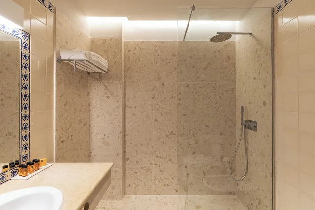 Room, Twin Beds, Pool View, Belavista da Luz 7/7