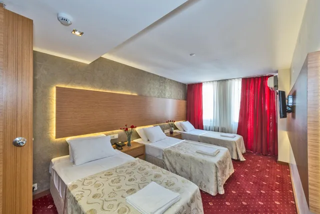 غرفة قياسية ثلاثية بثلاثة أسرّة، Erbazlar Hotel 2/7