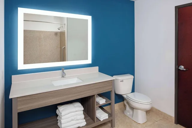 غرفة بسريرين كوين، La Quinta Inn And Suites By Wyndham Woodward 6/6