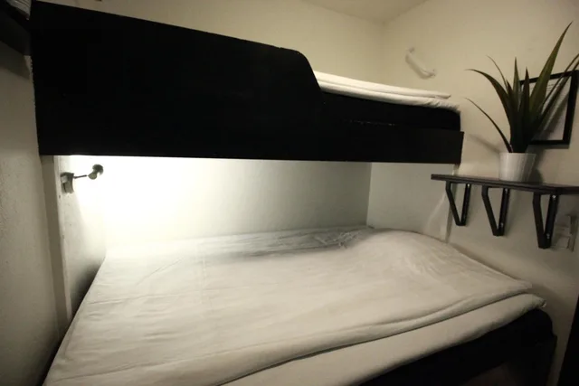 Room, Triple, No Window, Small، Hotell Centralstation 3/8