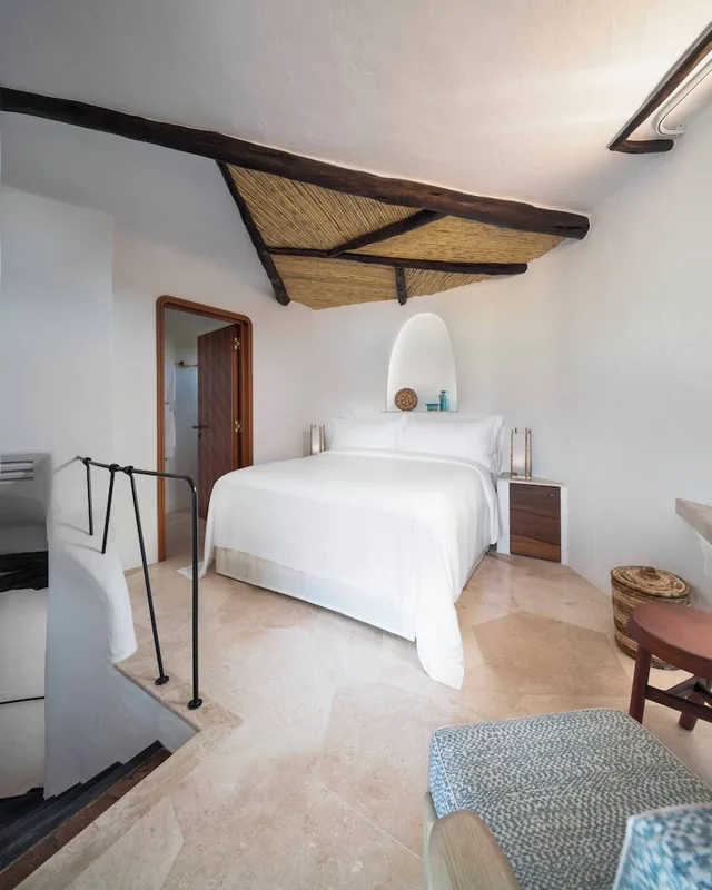 غرفة كلاسيكية بسرير كينج بشرفة بإطلالة، Hotel Cala Di Volpe Costa Smeralda 4/5