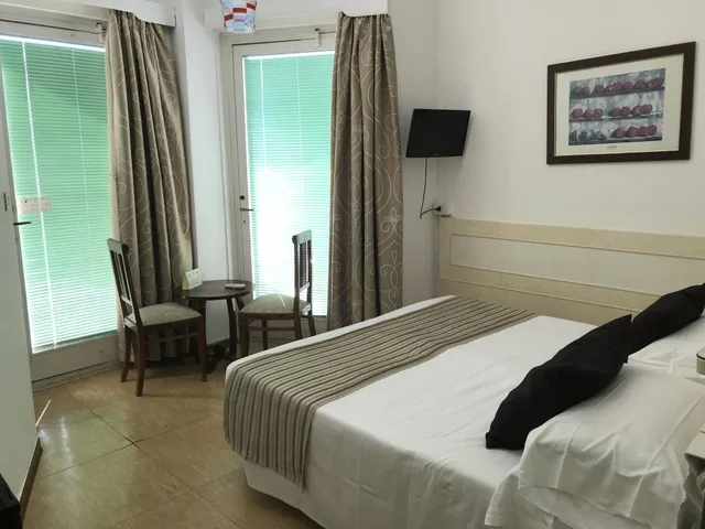 Economy, Queen Bed, Hotel Italia e Lido Rapallo 1/10
